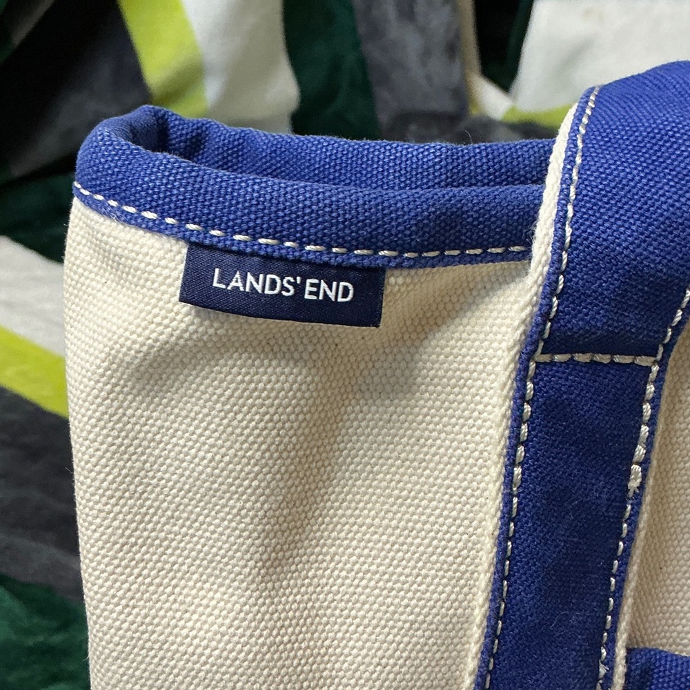 Lands' End Canvas Tote in Cream with Blue Trim - Picture 2 of 13
